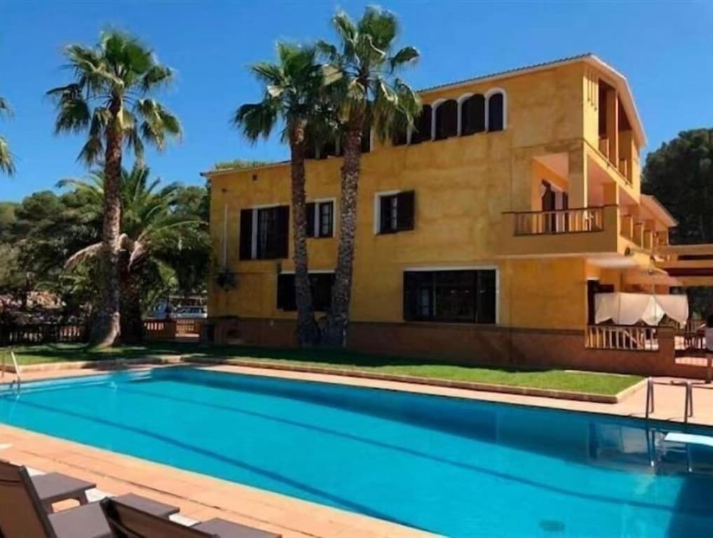 Villa Golf Sitges Vilanova i la Geltrú Exteriör bild