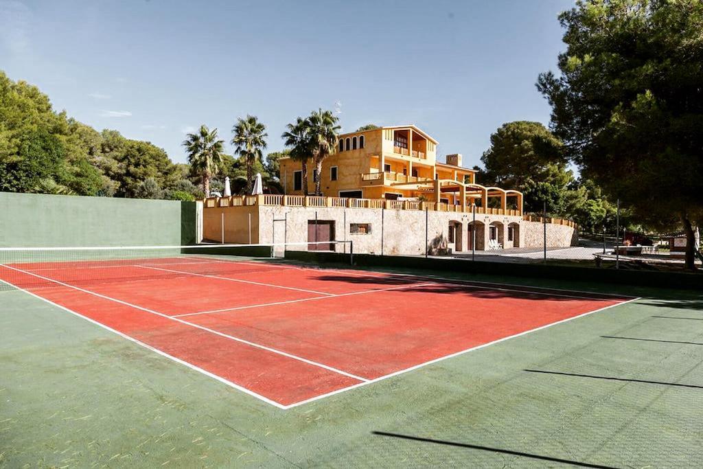 Villa Golf Sitges Vilanova i la Geltrú Exteriör bild